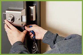 Central Lock Key Store Santa Ana, CA 714-923-1167 - 16-emergency-locks-locksmith